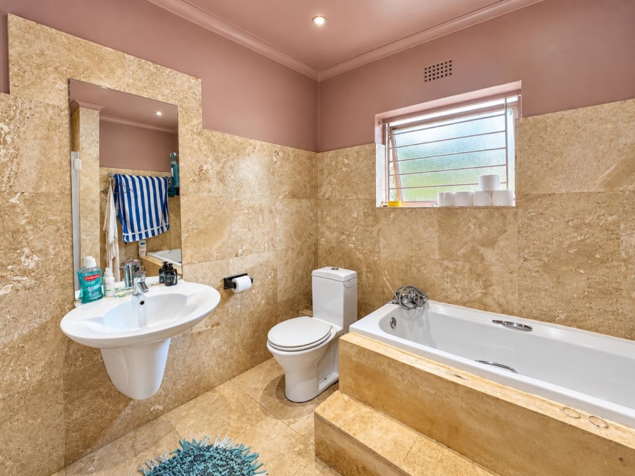 3 Bedroom Property for Sale in Woodstock Western Cape
